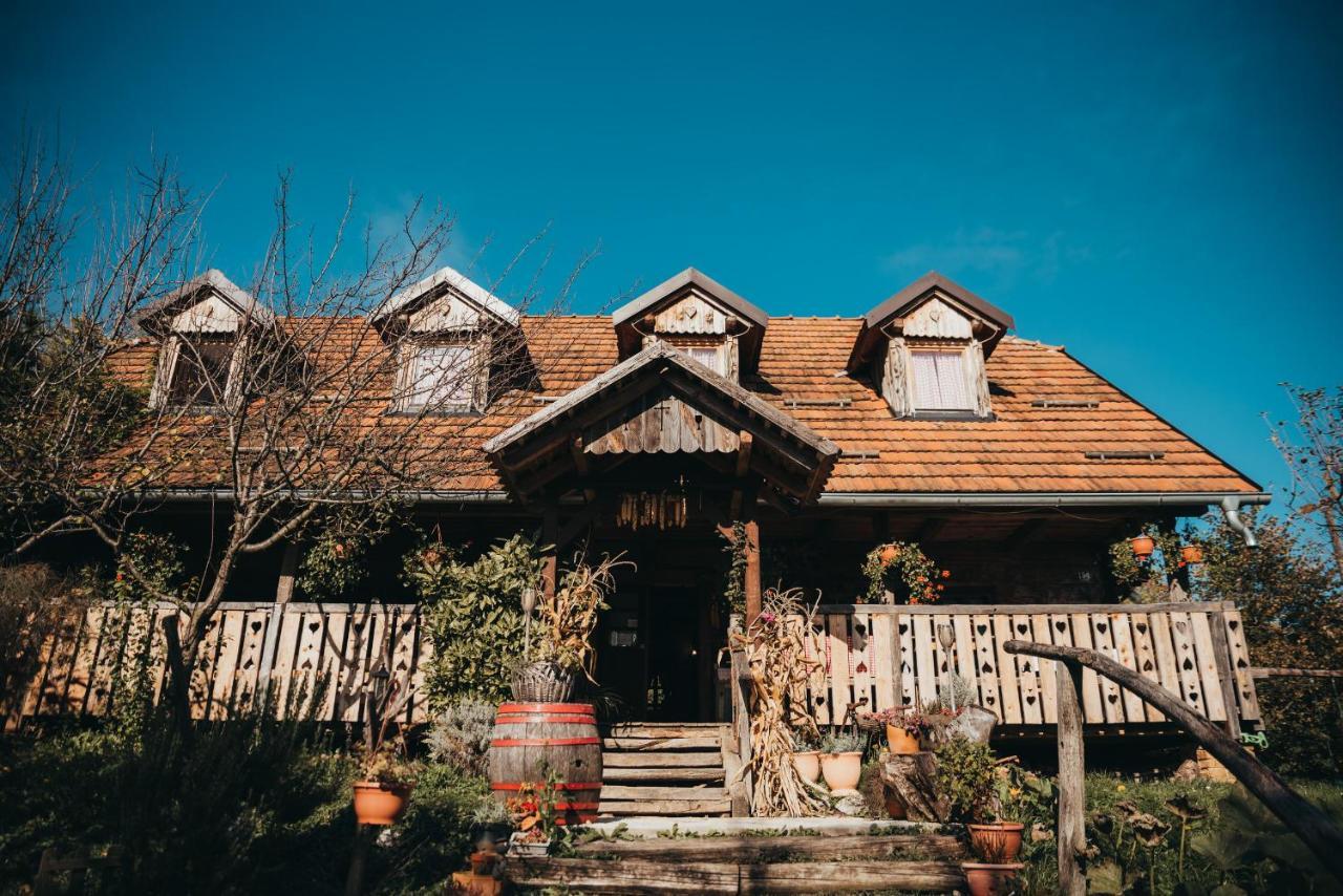 Gresna Pilnica Hotel Klenovnik Exterior foto